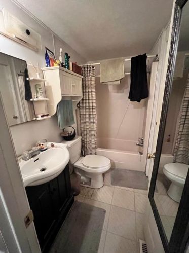 1102 Castile Rd, Austin TX  78733-2518 exterior