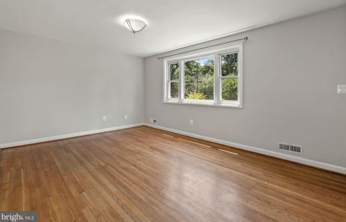 3919 Isbell St, Silver Spring MD 20906-4220 exterior