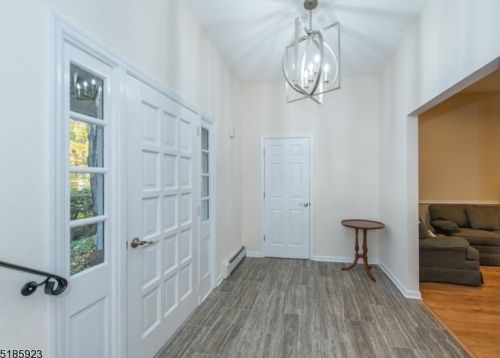 6 Shore Drive Ter, Kinnelon, NJ 07405-2452