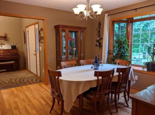 13387 Elmcrest Ave, Saint Paul MN  55110-5974 exterior