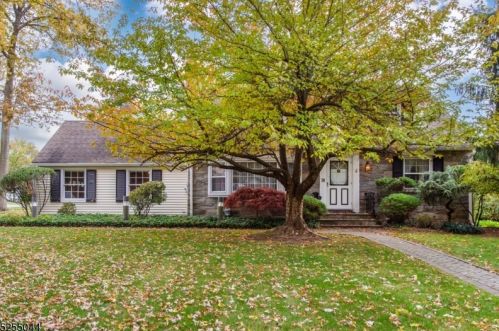 30 Crescent Dr, Morristown, NJ 07960-6938