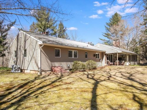 183 Main St, East Hampton, CT 06424-1124