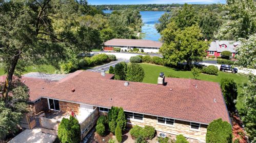 23861 Bayview Dr, Antioch, IL 60002-9326