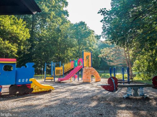 14804 Mistletoe Ct, Silver Spring MD 20905-5620 exterior