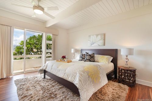 113 Lumahai St, Honolulu HI  96825-2101 exterior