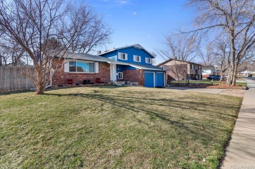 2853 Otis St, Denver, CO 80227-3527