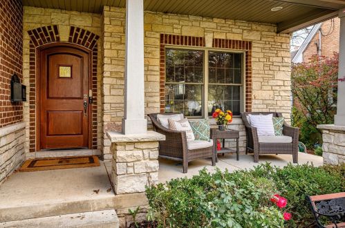 632 Swain Ave, Elmhurst, IL 60126-4310
