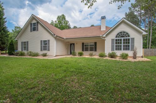 239 Kingsbrooke Cir, Palmetto, GA 30268-1553