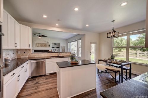 5756 Danube Cir, Aurora CO 80015-5148 exterior