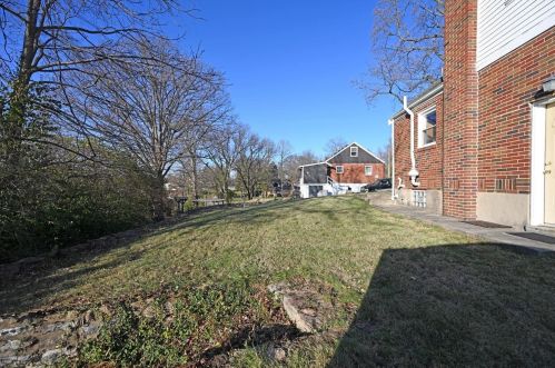 221 Harvest Ln, Cincinnati OH exterior