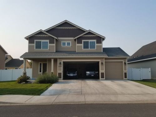 7504 Fremont Way, Yakima WA  98908-2084 exterior