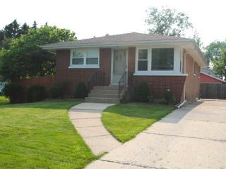 3806 Liberty Blvd, Westmont, IL 60559-1002