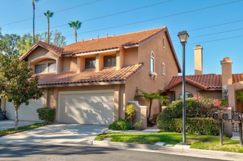 6060 Overland Cir, Anaheim, CA 92807-4816