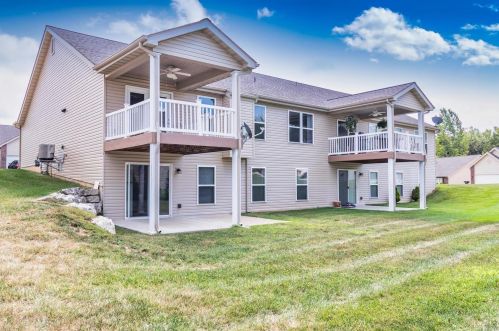 62 Parkville Ln, Festus, MO 63028-2390