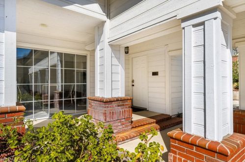 4501 Cerro Vista Dr, Anaheim CA 92807 exterior