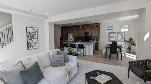 10126 Xanadu St, Denver, CO 80022-7008