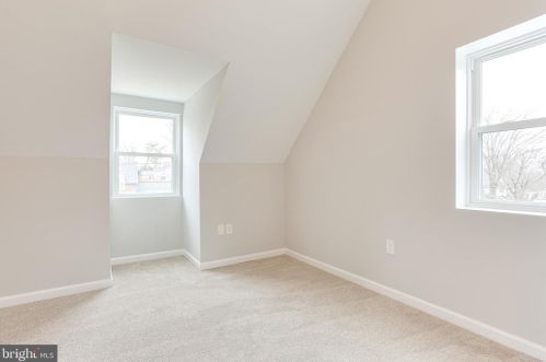 114 Williamsburg Dr, Silver Spring MD 20901-2728 exterior