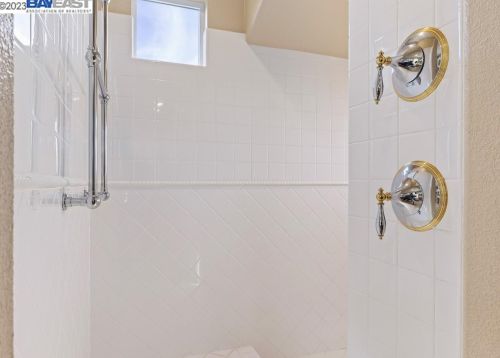10864 Inspiration Cir, Pleasanton CA  94568-5562 exterior