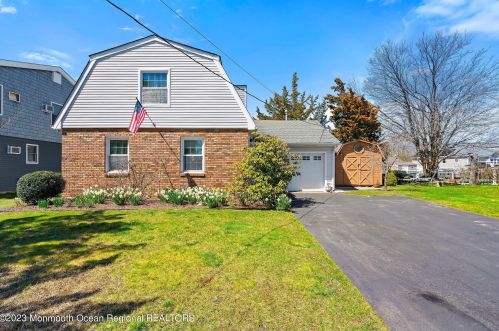 106 Magnolia Ln, Berkeley Township, NJ 08721-3139