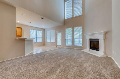 5841 Pearl Oyster Ln, Fort Worth TX  76179-7563 exterior