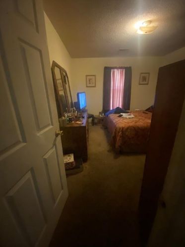 6758 Biscayne Blvd, Rex GA 30273-2245 exterior