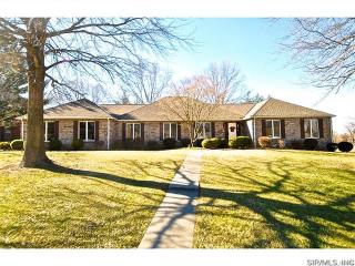 4 Foxmoor, Lebanon, IL 62254-1357