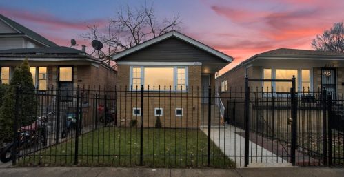 2117 68th Pl, Chicago, IL 60636-3157