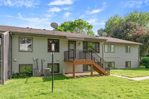 4392 Arden View Ct, Saint Paul MN  55112-1901 exterior