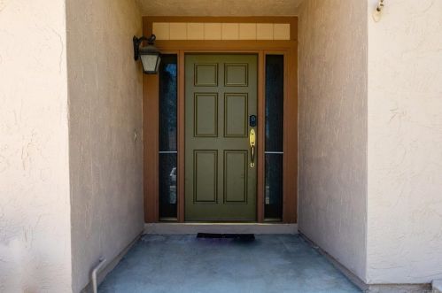 1714 Manfred Ct, El Cajon, CA 92021-3665