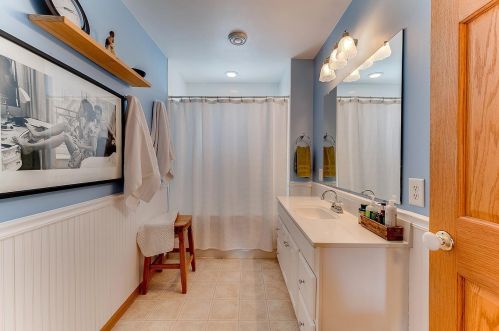 92 Dahlia St, Saint Paul MN 55115-1609 exterior