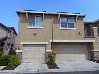 2141 Boccioni Ln, Clovis, CA 93611-6180