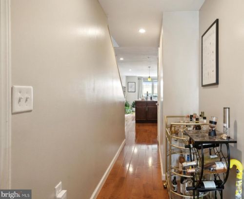 528 13 St, Philadelphia PA  19147-4533 exterior