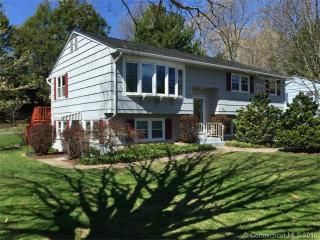 101 Christopher Ln, Meriden, CT 06451-5030