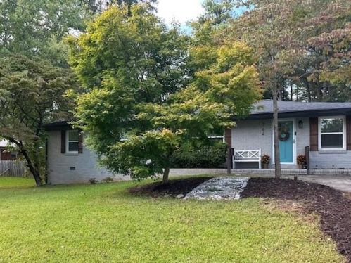 764 San Fernando Dr, Smyrna GA  30080-1438 exterior