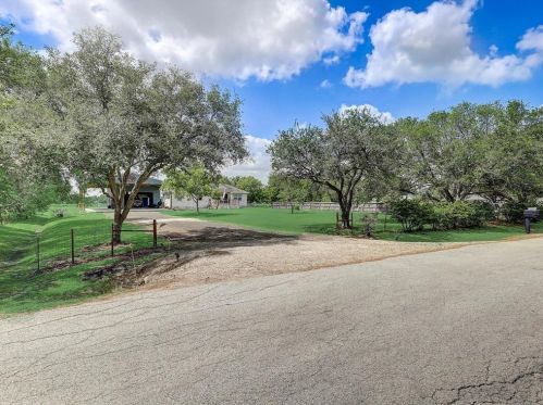 7902 Leroy Rd, Richmond, TX 77469-9096