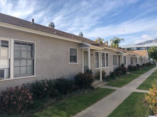 440 Stocker St, Glendale CA  91202-3280 exterior