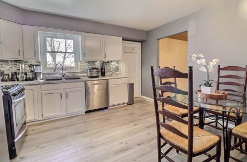 7631 Wright St, Gary IN 46404-3830 exterior