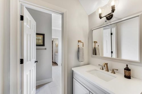 5485 Errol Pl, Atlanta GA  30327-4871 exterior