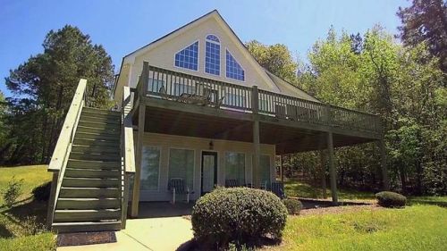 1214 Lakecrest Dr, Mayfield, GA 31087-9846