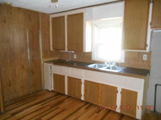 1026 West Ave, Springfield MO  65802-6403 exterior