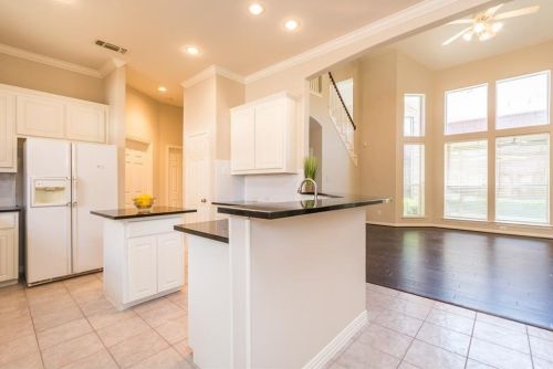 3405 Crescent Ct, Plano TX  75093-7999 exterior