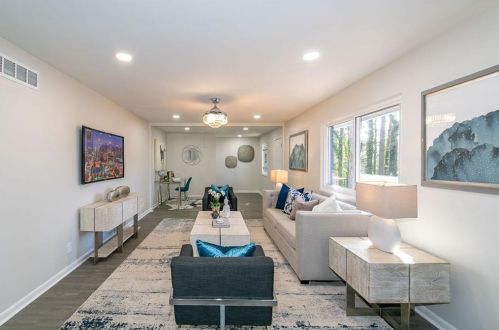 3007 Dogwood Dr, Atlanta GA  30344-3905 exterior
