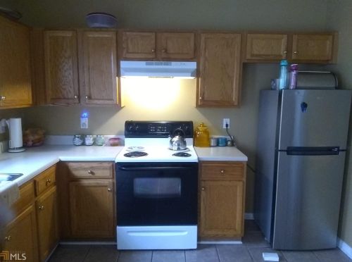 3825 Brookwood Blvd, Rex, GA 30273-2297