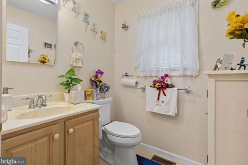 130 Morgan Ave, Trenton NJ  08619-3416 exterior