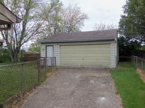 3223 Vineyard St, Springfield OH  45503-1738 exterior