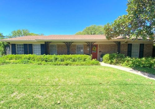 2623 51st St, Galveston, TX 77551-5614