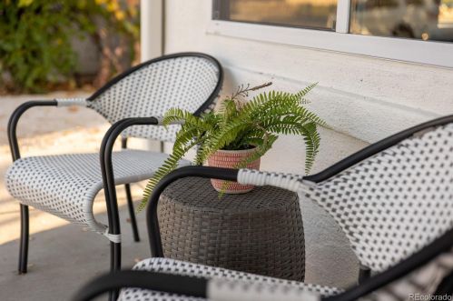 4555 Lincoln St, Englewood CO  80113-5732 exterior