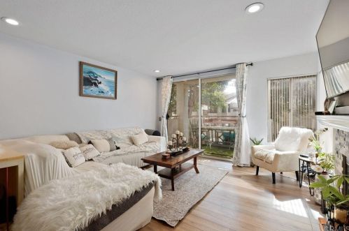 515 Lands End Way, Oceanside, CA 92058-7259