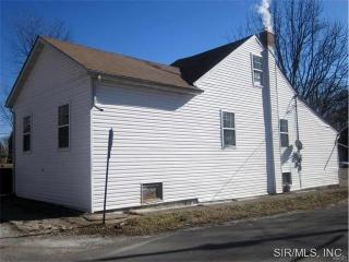 612 D St, Belleville, IL 62220-1162