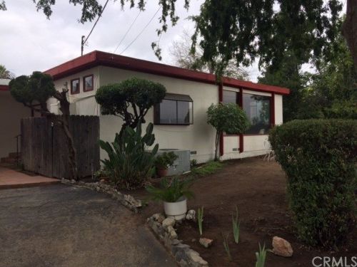 31390 Mesa Dr, Redlands, CA 92373-7526